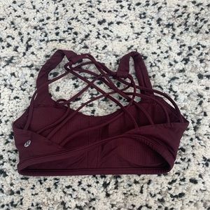 lululemon sports bra